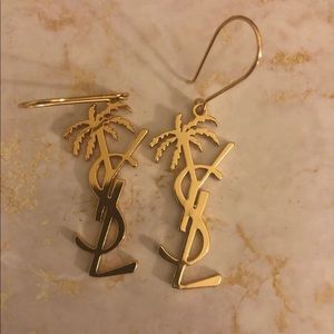 Gold earrings